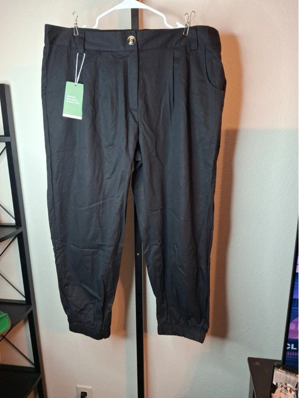 Halara Women's Black Pants NWT XL Reg